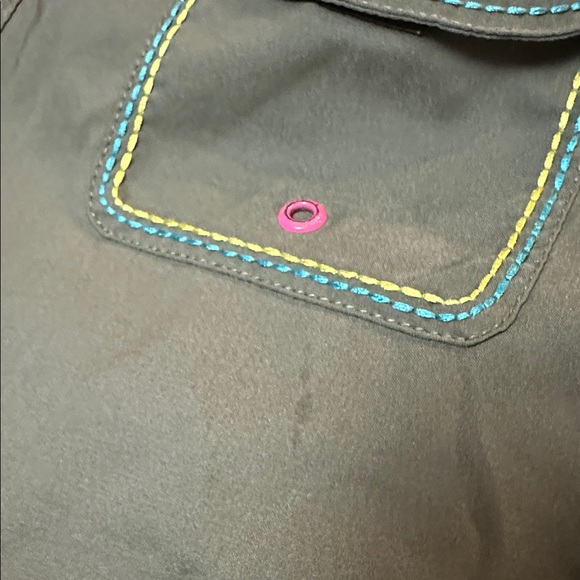 Y2K Roxy Green Rainbow Stitch Board Shorts Junior’s Size 7 - Picture 5 of 8